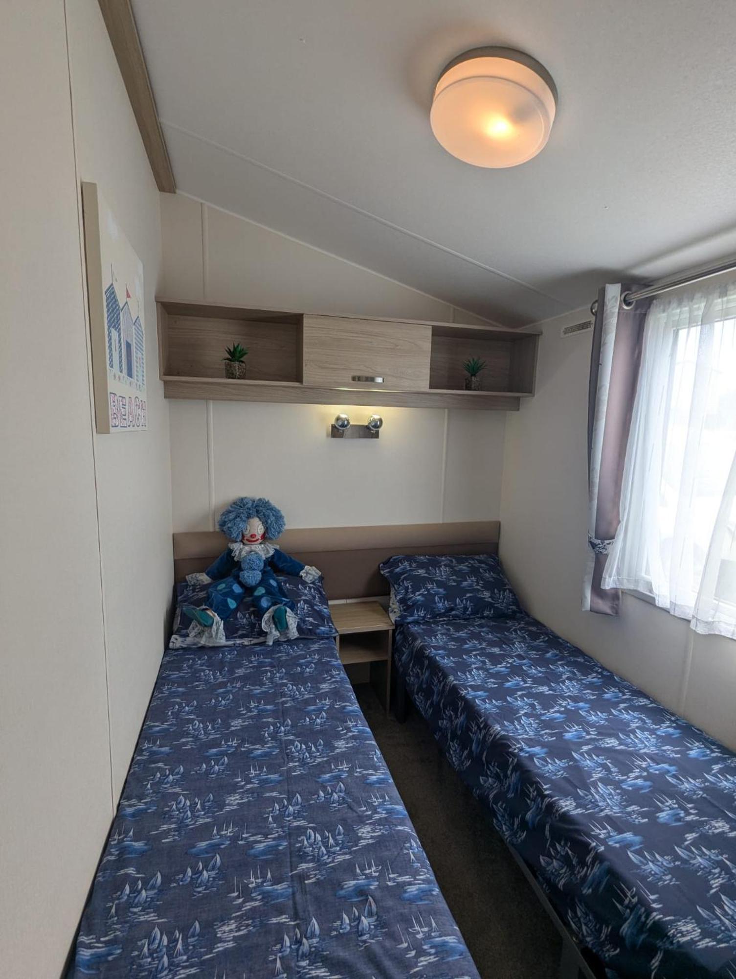 Lovely Bright And Airy Caravan On The 5 Star Shorefield Country Park Entertainment Passes Included 밀퍼드온시 외부 사진