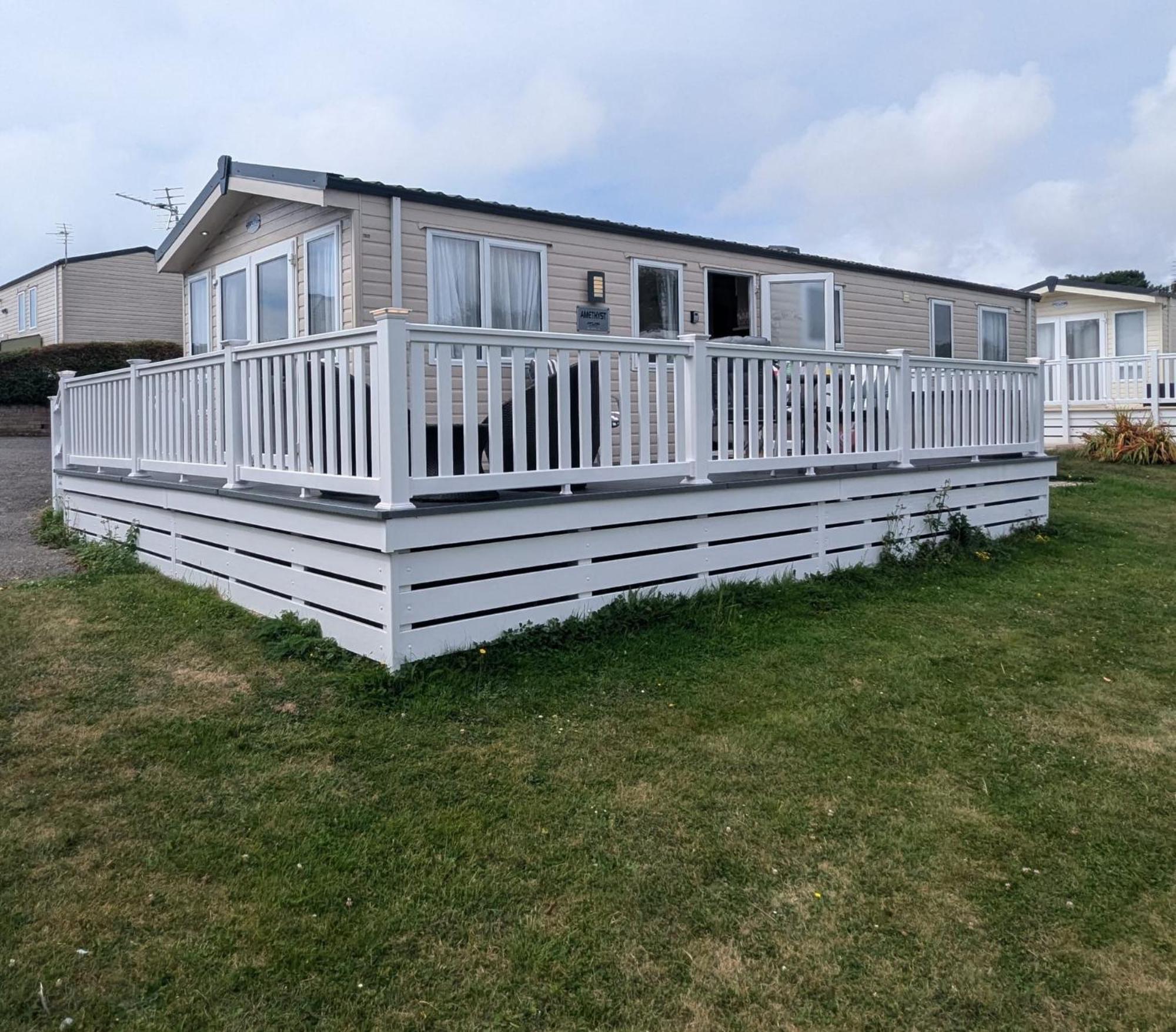 Lovely Bright And Airy Caravan On The 5 Star Shorefield Country Park Entertainment Passes Included 밀퍼드온시 외부 사진